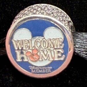 Disney Vacation Club Member DVC Pandora Charm Mickey Welcome Home Double Sided